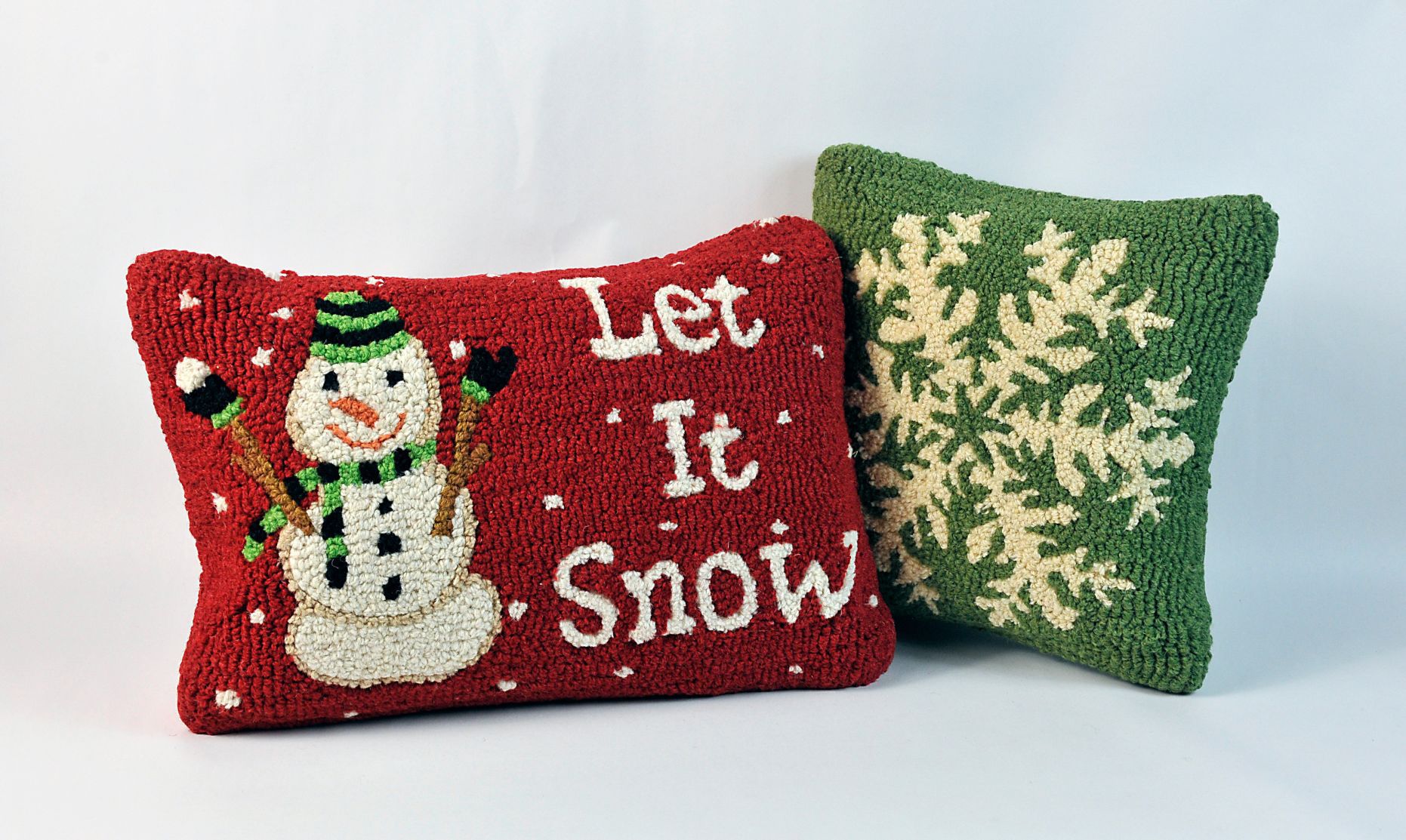 120317-SPC-holidaypillows.jpg
